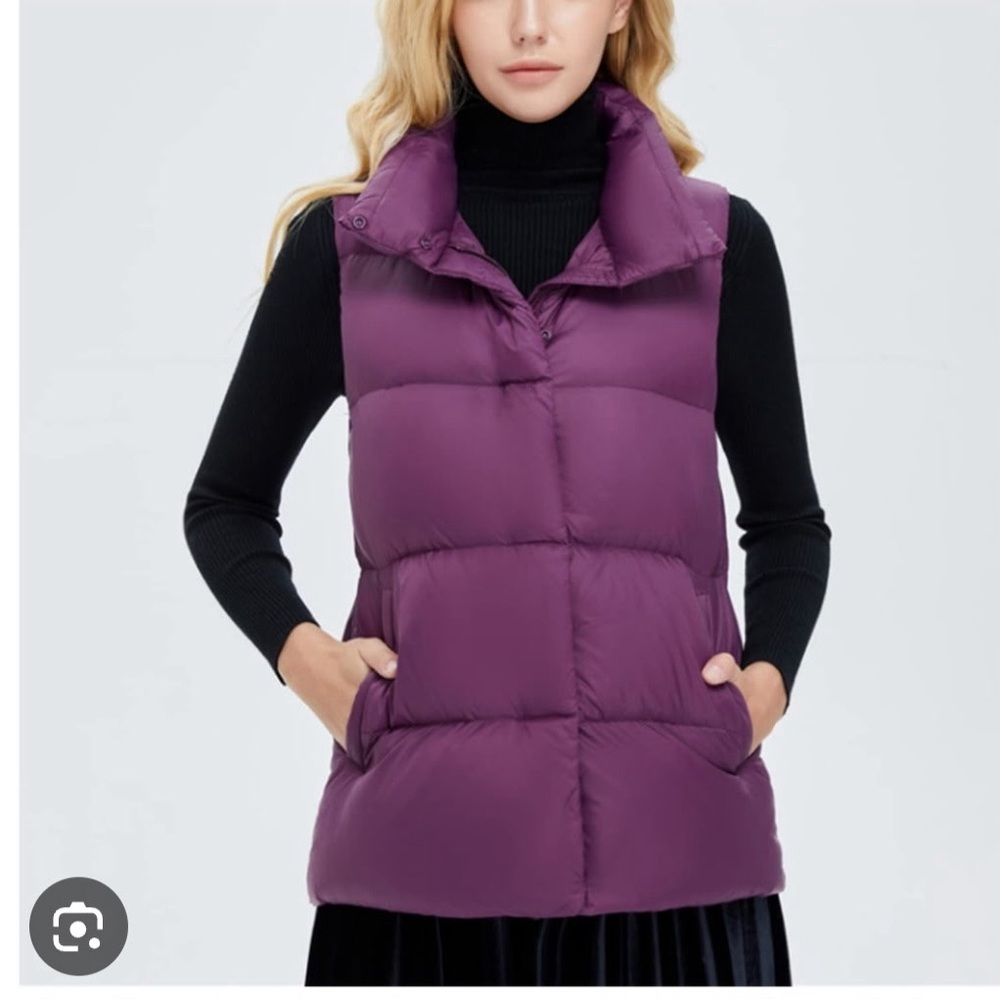 Athleta‎ Purple Puffer Vest